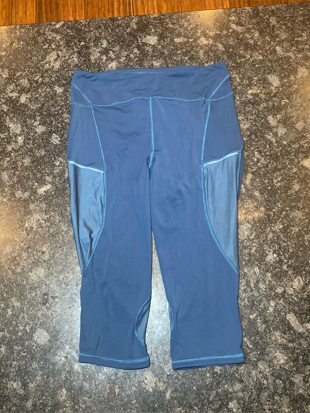 Lululemon Pants Womens 10 Blue Run Inspire Crop Mesh Panel Activewear Leggings